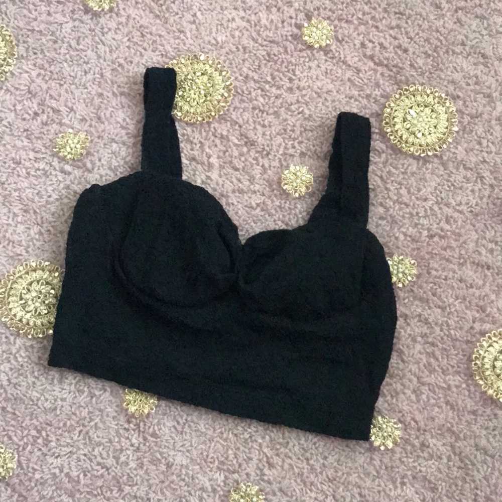 black crop top